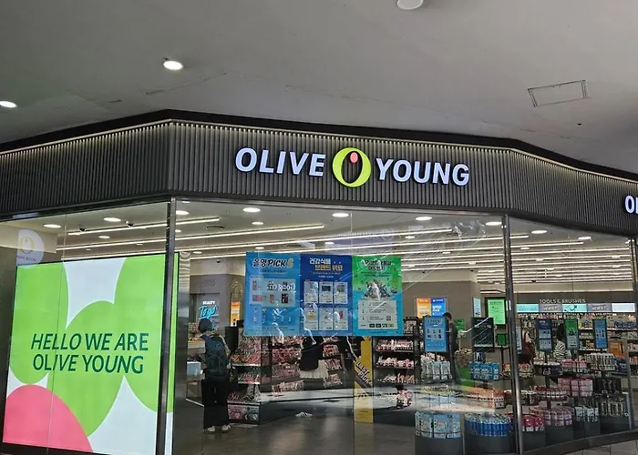무료 주차, 최대8인 , 서울역 도보, 유명 관광지 이동 편리, 공항 철도, 넓고 청결한 * Seoul